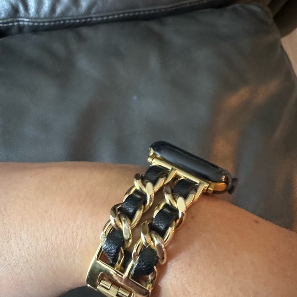 New Black and Gold Smartwatch Band - Picture 2 of 5